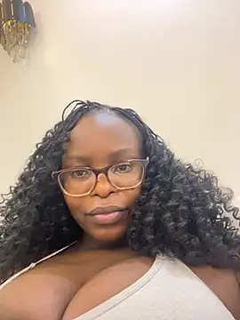 Snapshot of goodsauce chatting on July 5, 9:55 pm goodsauce online show from July 5, 9:55 pm