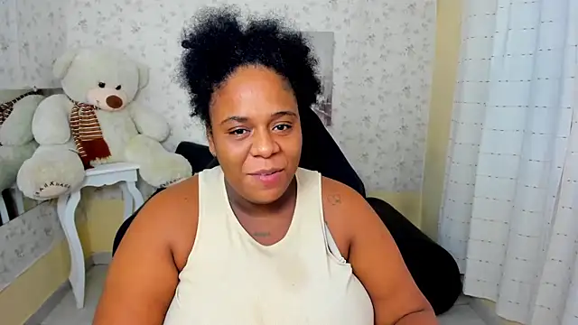 Snapshot of bbw_charlote chatting on April 18, 12:09 pm bbw charlote online show from April 18, 12:09 pm