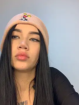 Snapshot of Ambar_R0SSE chatting on March 4, 3:22 am Ambar R0SSE online show from March 4, 3:22 am