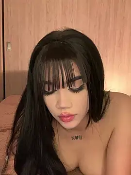 Snapshot of Ambar_R0SSE chatting on March 13, 6:37 am Ambar R0SSE online show from March 13, 6:37 am