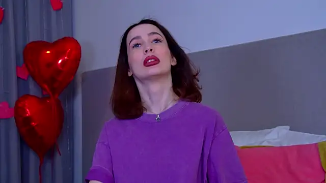 Snapshot of MarieKarma chatting on February 17, 12:54 am MarieKarma online show from February 17, 12:54 am