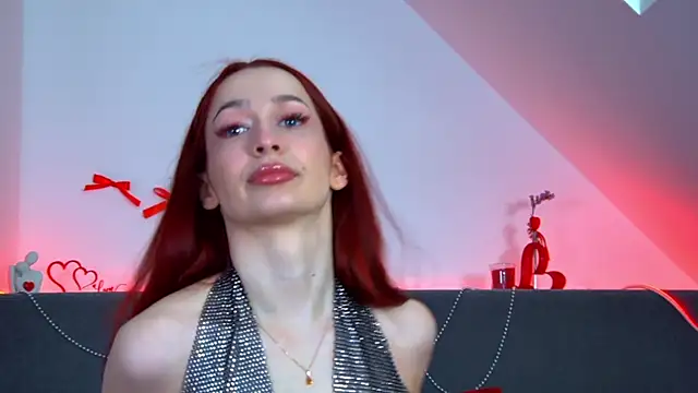 Snapshot of MarieKarma chatting on April 28, 6:18 am MarieKarma online show from April 28, 6:18 am