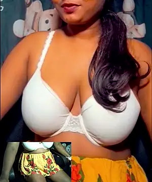Snapshot of SLteena chatting on August 7, 4:09 pm SLteena online show from August 7, 4:09 pm