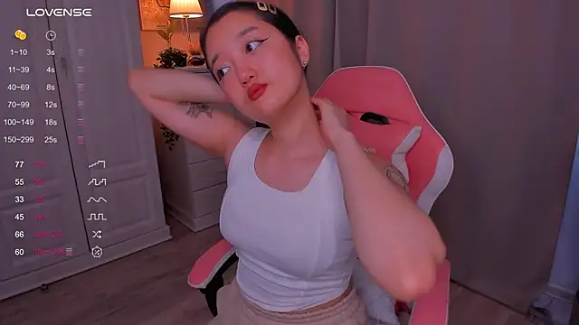 FreyaRaya online show from January 16, 9:27 am