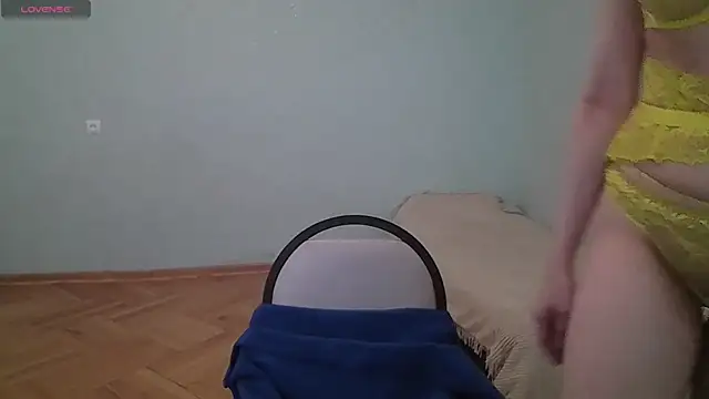 LanaDreamX online show from January 12, 8:04 am