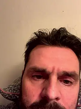 Snapshot of TB1977DK chatting on January 19, 12:03 am TB1977DK online show from January 19, 12:03 am