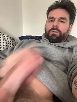 Snapshot of TB1977DK chatting on March 16, 9:35 am TB1977DK online show from March 16, 9:35 am