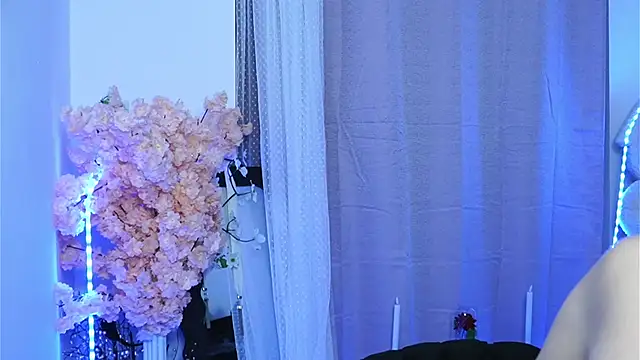 ivyleague  online show from March 24, 6:13 pm