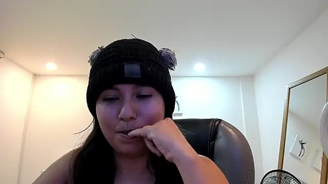  Natalie18 online show from February 26, 1:53 am