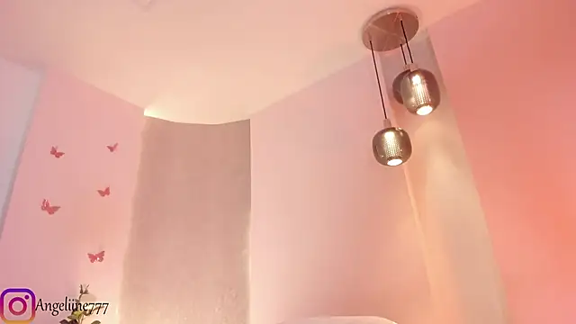 angeline-777 online show from September 18, 1:02 pm