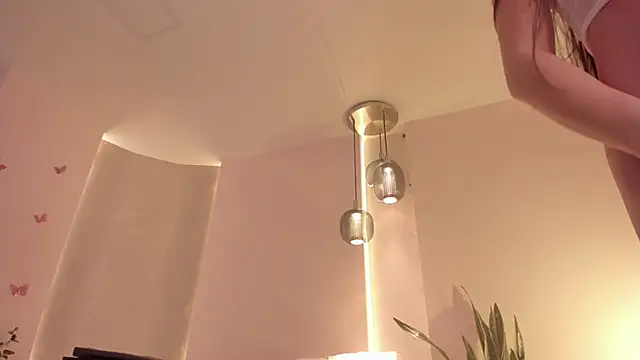 angeline-777 online show from February 1, 2:15 pm