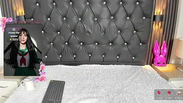 Snapshot of Kagome01 chatting on June 18, 12:42 pm Kagome01 online show from June 18, 12:42 pm