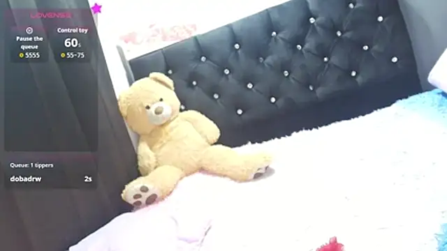 Snapshot of Kagome01 chatting on July 17, 1:29 pm Kagome01 online show from July 17, 1:29 pm