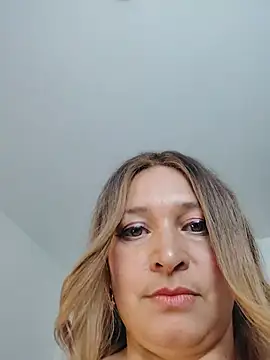 Snapshot of Devil_Sara chatting on June 16, 10:12 pm Devil Sara online show from June 16, 10:12 pm