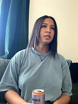 Snapshot of VanessaBling chatting on January 17, 4:11 pm VanessaBling online show from January 17, 4:11 pm