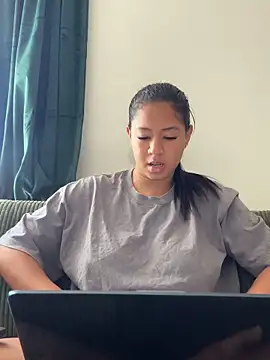 VanessaBling online show from March 19, 3:27 pm