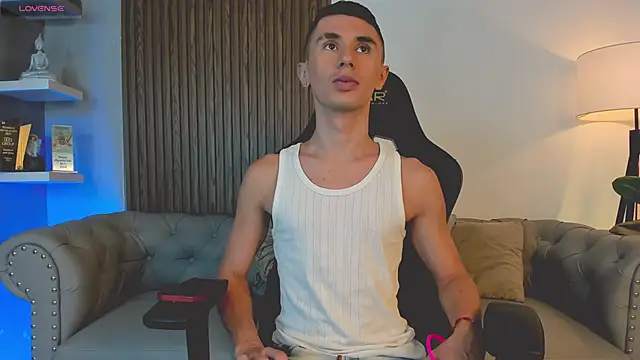 Jotastevensxx online show from October 15, 8:09 pm