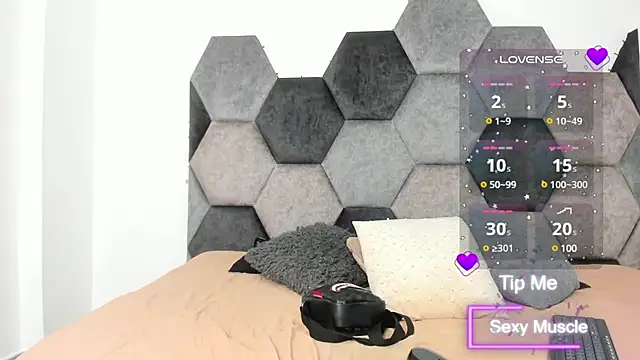 AmberAdams  online show from February 27, 1:17 pm