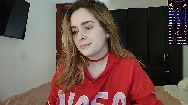 Snapshot of miss_seline chatting on February 14, 10:47 pm miss seline online show from February 14, 10:47 pm