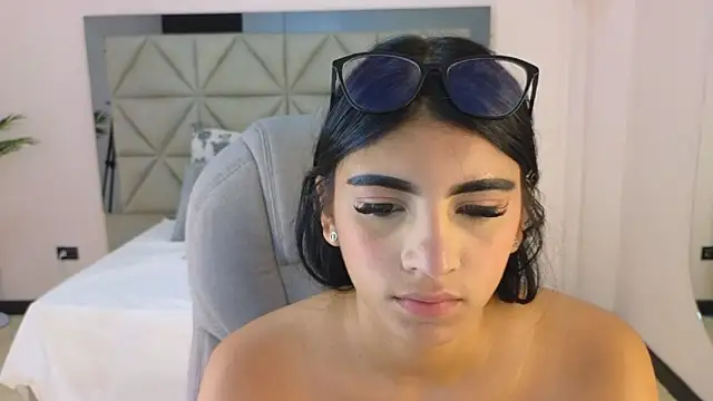 maiaa ruiz online show from February 12, 2:45 pm