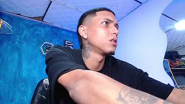 Liam lee online show from January 31, 4:27 pm