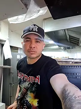 Victorjose3030 online show from October 17, 7:38 pm