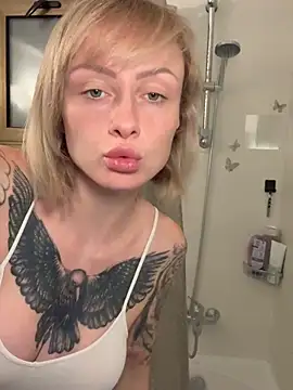 haileyhope  online show from March 8, 8:12 pm