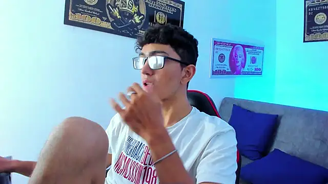 TylerWhite  online show from February 1, 2:58 am