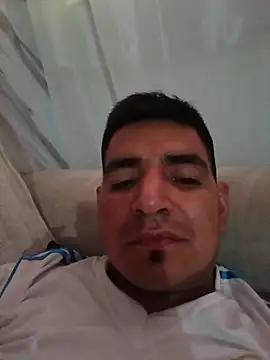 latino17 online show from February 24, 11:36 pm