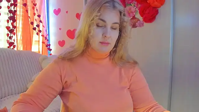 CoraSwon online show from February 22, 9:56 am