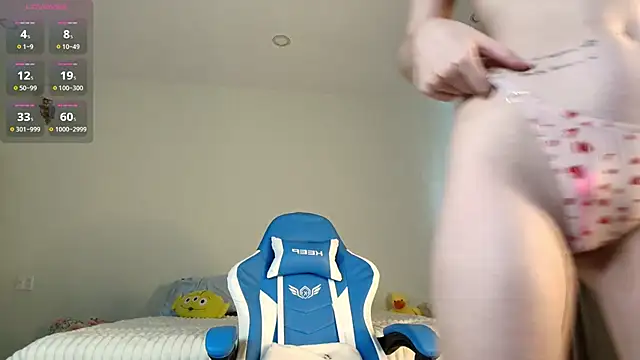 Naomi 52 online show from March 23, 3:54 am