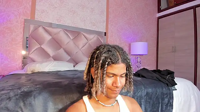 Maxim-Walker online show from March 5, 6:12 am