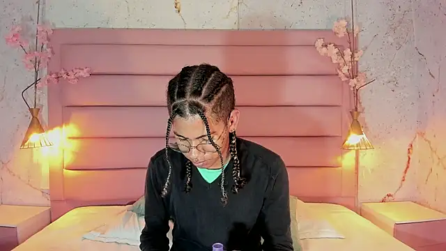 Maxim-Walker online show from September 30, 3:00 am