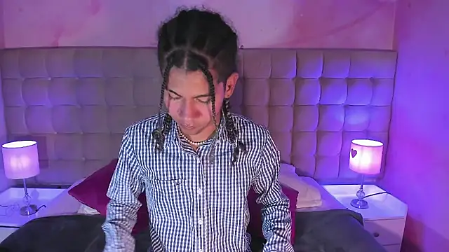 Maxim-Walker online show from October 3, 6:43 am