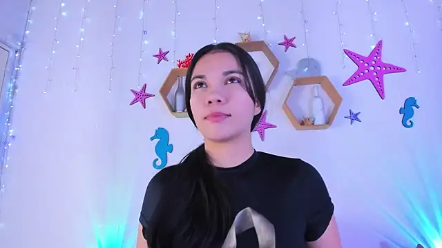 Emiily Parkerr online show from November 11, 2:55 am