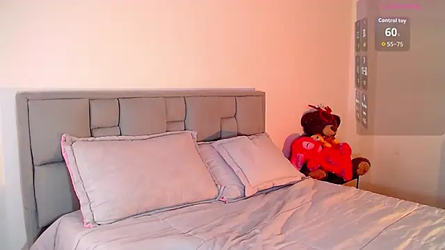 astrid-omega online show from November 29, 2:25 am