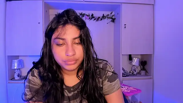 Snapshot of CANDYGABYY chatting on July 17, 8:03 pm CANDYGABYY online show from July 17, 8:03 pm