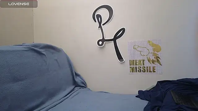 Snapshot of pantslesstraveler_plt chatting on March 16, 5:17 pm pantslesstraveler plt online show from March 16, 5:17 pm