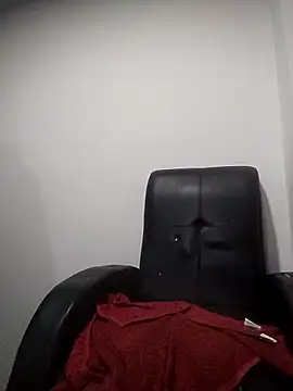 SaucyAffair0 online show from March 11, 3:05 am