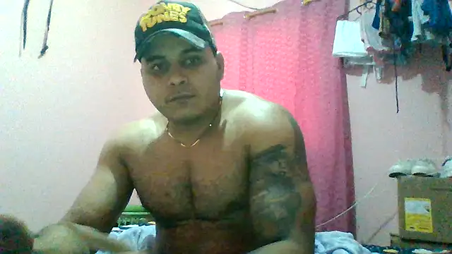 Snapshot of SaucyAffair0 chatting on July 19, 10:35 pm SaucyAffair0 online show from July 19, 10:35 pm