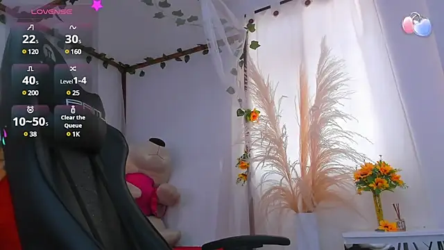 Snapshot of amira_nazer chatting on February 7, 5:18 pm amira nazer online show from February 7, 5:18 pm