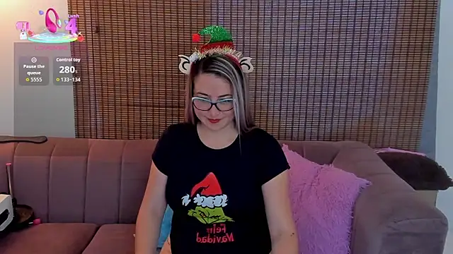 ariana cross online show from December 2, 12:54 pm