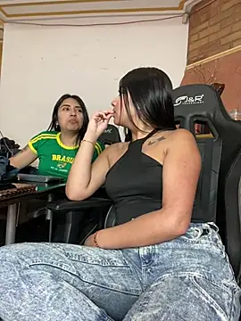 Snapshot of SaritaHot_69 chatting on March 14, 3:58 pm SaritaHot 69 online show from March 14, 3:58 pm