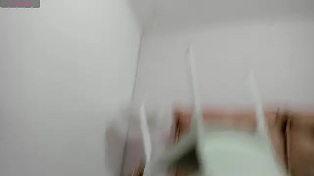 karol rivera  online show from March 3, 10:48 pm