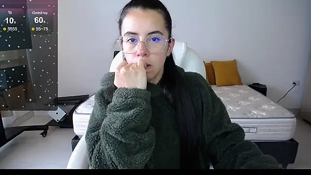 Snapshot of Mariam_Gomezxxx chatting on March 17, 9:02 pm Mariam Gomezxxx online show from March 17, 9:02 pm