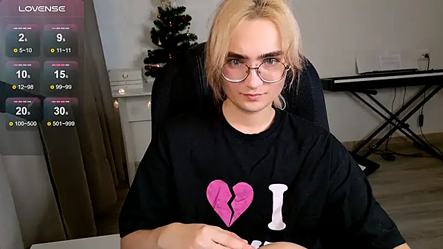 CuteYukiKun online show from December 22, 12:57 pm