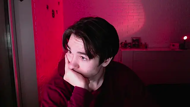 MarkusDean online show from March 9, 6:45 pm