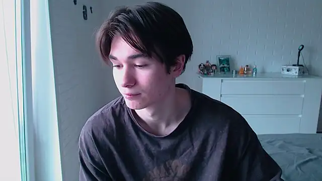 MarkusDean online show from March 12, 9:15 am