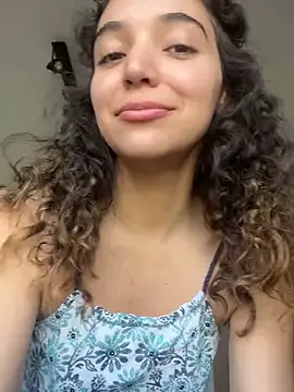 uniquerossie online show from November 11, 10:26 am