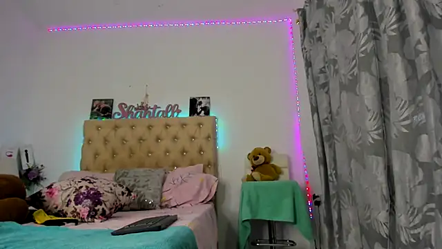 shantallhotxx online show from October 7, 3:42 pm